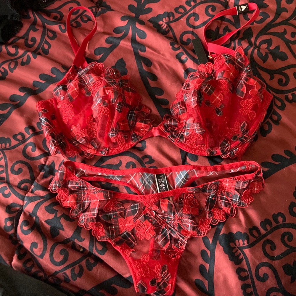 Victoria Secret lingerie set